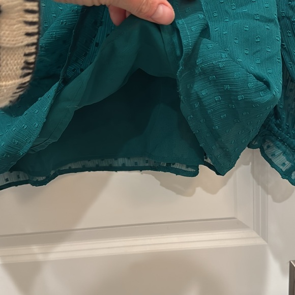 LOFT Long Sleeve Green Teal Flowy Blouse. Size Petite Large - Picture 5 of 10